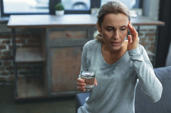 10 menopauzes simptomi un to mazināšana | Kidsmed